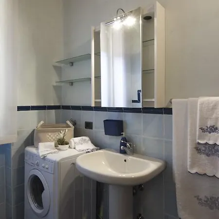 Lägenhet Garda Elite Maison Desenzano del Garda