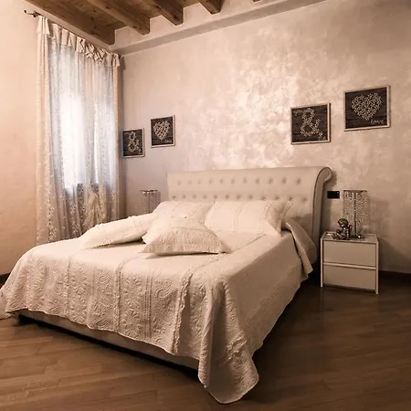 Lägenhet Garda Elite Maison